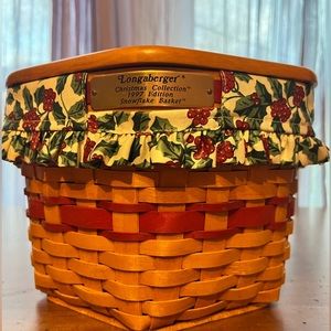 Longaberger 1997 Snowflake Basket with Plastic and Cloth Liner